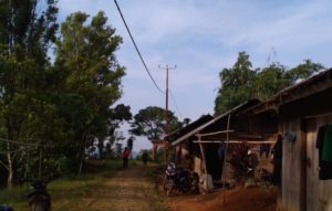 3 Kampung di Mekarsari Naringgul Kini Sudah Teraliri Listrik