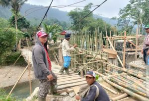 Berkat Bantuan Donatur Bandung, Impian Warga Cidaun Ada Jembatan Permanen Terkabulkan