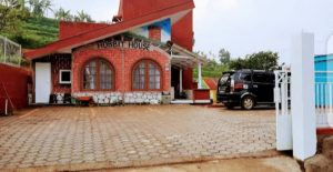 Costay Hobbit House Penginapan Syariah Cocok untuk Liburan di Kawasan Puncak Cipanas Cianjur