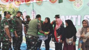 Pangdam III Siliwangi Berikan Bantuan Paket Sembako untuk Warga Sindangbarang