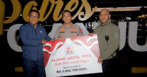 Polres Cianjur Terima Bantuan Kemanusiaan Untuk Korban Gempa Cianjur dari Alumni Akpol 1996