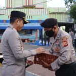 Kapolres Cianjur Berikan Bantuan Kepada Personel yang Rumahnya Terdampak Gempa Cianjur IMG-20221130-WA0034