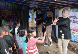Berbagi Bahagia, Al-Fatima Rambati Nusantara Gelar Trauma Healing dan Masak Bareng Anak dan Warga Penyintas Gempa Cianjur