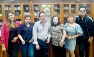 Joe Richard dan Irma Darmawangsa Lakukan Perawatan Tubuh