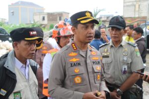 Banjir di Periuk, Kapolres Metro Tangerang Kota Cek Lokasi Pengungsian dan Posko Kesehatan