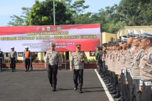 Kapolres Cianjur Pimpin Apel Gelar Pasukan Ops Ketupat Lodaya 2023