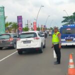 Satlantas Polrestro Tangerang Rekayasa Lalin di Aloha PIK 2 Untuk Urai Kemacetan IMG-20230429-WA0129