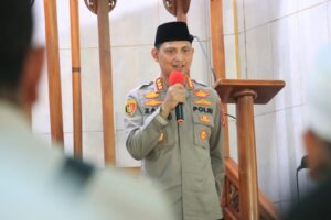 Jumat Curhat, Kapolrestro Tangerang Kota Sampaikan Pesan Kamtibmas di Neglasari