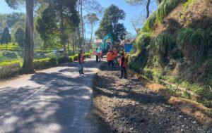 Progres Peleberan Jalan Nasional Soreang-Cidaun Capai 45 Persen, Rute Kebun Teh Rancabali Bandung Diperlebar Sepanjang 7 Km
