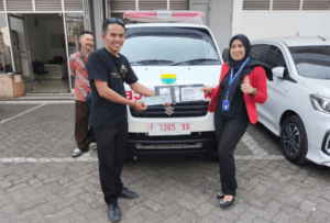 Beri Pelayanan Kesehatan Untuk Warga, Pemdes Malati Miliki Mobil Ambulance Desa