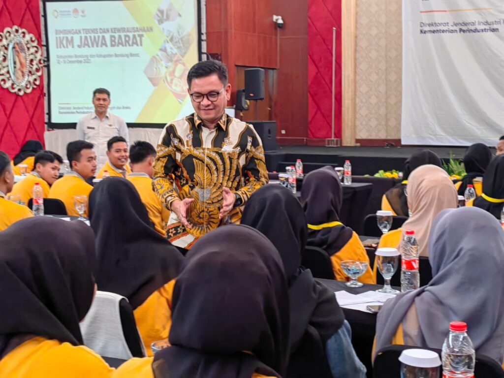 Berharap Lahirkan Pengusaha Muda Tangguh, Kang Ace Buka Pelatihan Kewirausahaan di KBB dan Kabupaten Badung