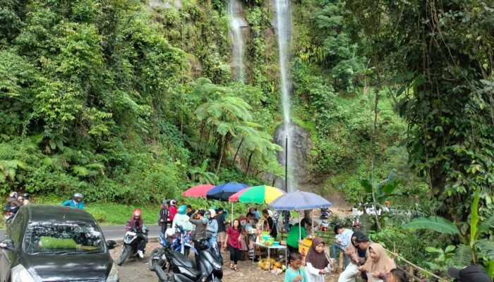 Lokasi Air Terjun Curug Ceret Naringgul Diserbu Pengunjung Wisatawan Luar Daerah