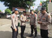 Cegah Judol : Kapolsek Banda Sakti Intensifkan Pemeriksaan Aplikasi Judi di Handphone Anggota