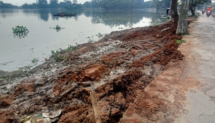Diduga UPT DAS Cisadane- Cidurian Belanja Pemeliharaan Tanah Urugan Buat Situ Cipondoh Tidak Tepat Sasaran