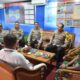 Kapolres Lhokseumawe dan Ketua Bhayangkari Kunjungi Pos Pelayanan dan Pengamanan Ops Lilin 2024 IMG-20250101-WA0067.jpg