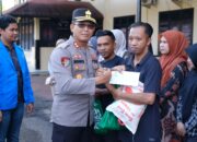 Polres Aceh Utara Bersama Mahasiswa dan OKP Salurkan Bansos Ramadhan