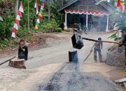 pengaspalan jalan desa bojong