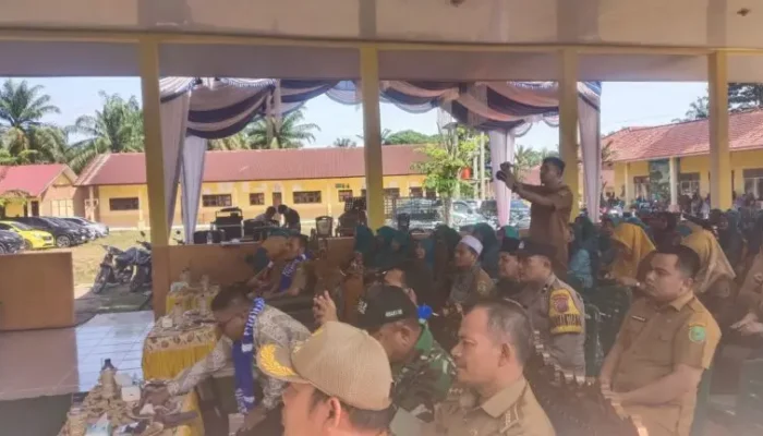 Polsek Barumun Hadiri Kunjungan Tim Monitoring Desa/Kelurahan Provinsi Sumut di Kecamatan Lubuk Barumun.