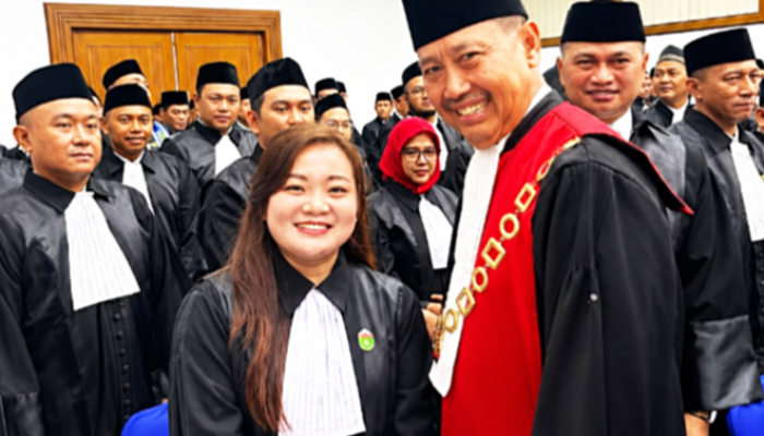 Resmi Disumpah di Pengadilan Tinggi Bandung, Jesicca Firly Siap Mengabdi untuk Keadilan