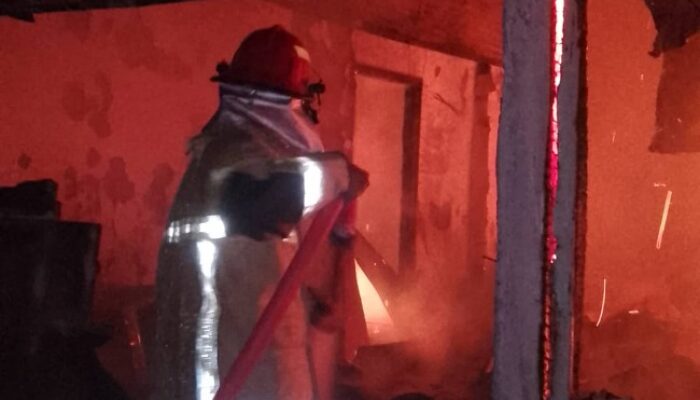 Kebakaran Hebat Melanda Pemalang Selatan Jawa Tengah, Dua Lansia Berhasil Diselamatkan