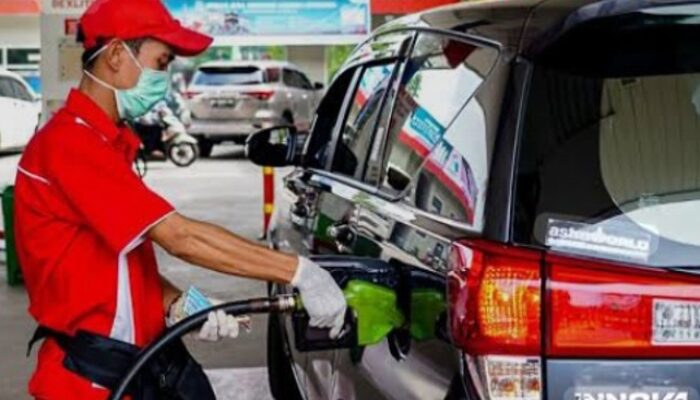 Pengemudi Mobil Online di Pemalang Pasrah Hadapi Kenaikan Harga Pertamax