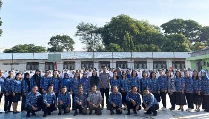 Tim Cegah Satgaswil Sumut Densus 88 Jadi Pembina Upacara Hari Lahir Pancasila di SMAN 15 Medan