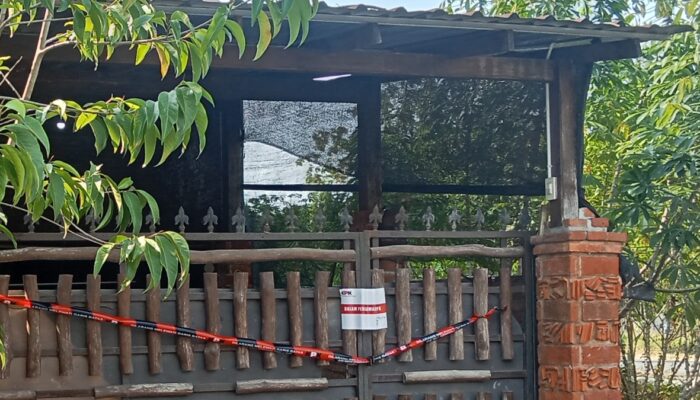 Rumah Kediaman Bupati Pemalang Anom Widiyantoro Disegel KPK Usai OTT
