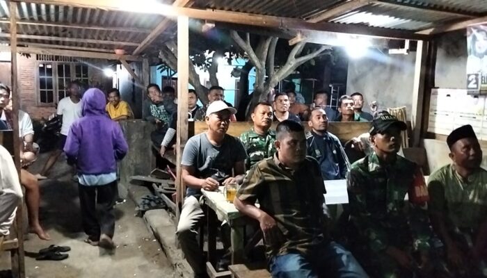 Camat Siabu bersama Danramil dan Kapolsek Nobar Babak Semi final Inggris VS Argentina.