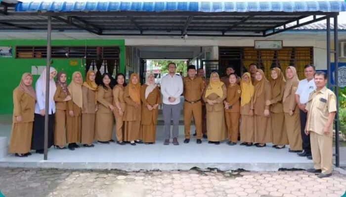 Tindak Lanjuti Aduan Masyarakat, Bupati Labuhanbatu Selatan Kunjungi SMP Negeri 1 Kotapinang