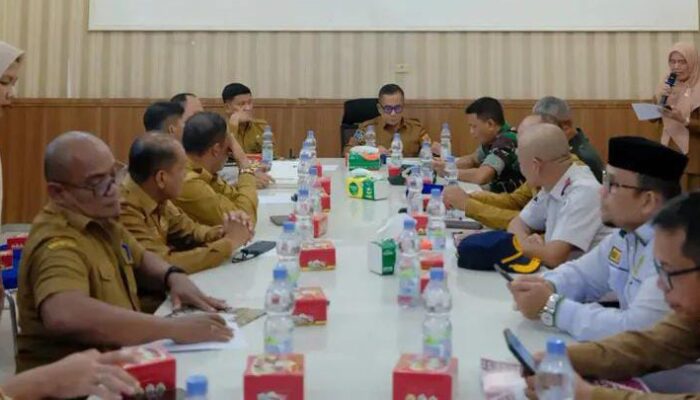 Wakil Bupati Labusel Pimpin Rapat Pembentukan Panitia HUT RI Ke-81