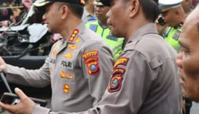 Polisi Gerak Cepat Evakuasi Korban Tabrakan Beruntun di Sibolangit dan Pulihkan Arus Lalu Lintas