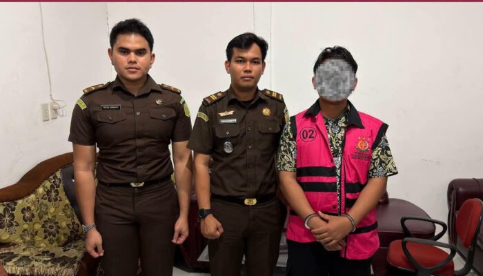 YML Tersangka kasus Dugaan Korupsi dana Bansos Di Labusel