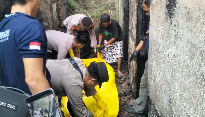 Warga Berupaya Menolong, Seorang Pria ODGJ Dukuhturi Tegal Tetap Tak Terselamatkan dari Kebakaran Rumah
