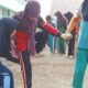 Kompak dan Kocak, Lomba Estafet Sarung di SMPN 1 Petarukan Meriahkan HUT RI ke-81