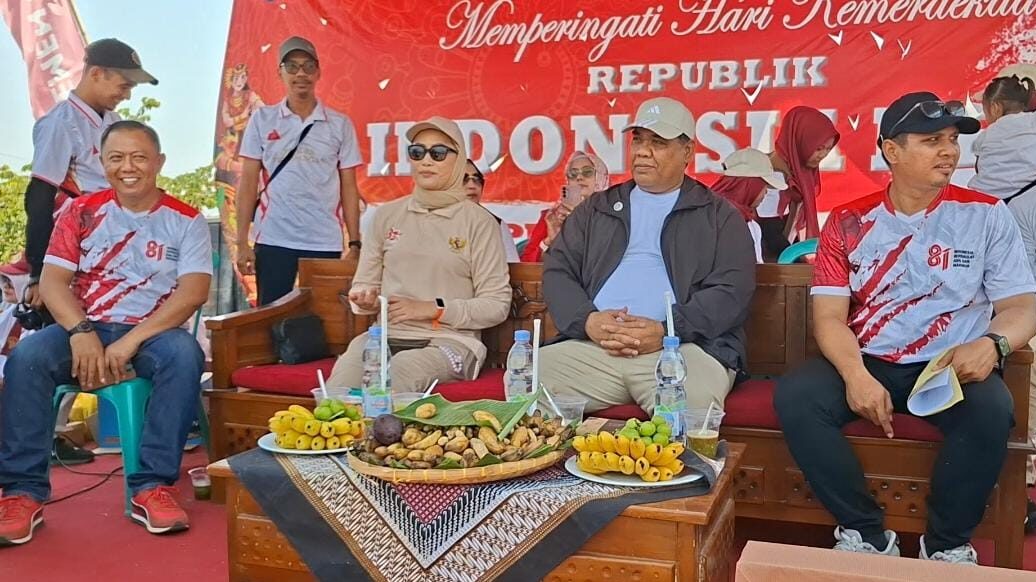 Karnaval dengan ogoh-ogoh