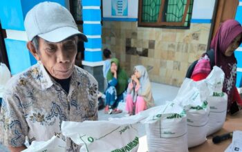 Penyaluran Bantuan Pangan di wilayah Bulog Tegal