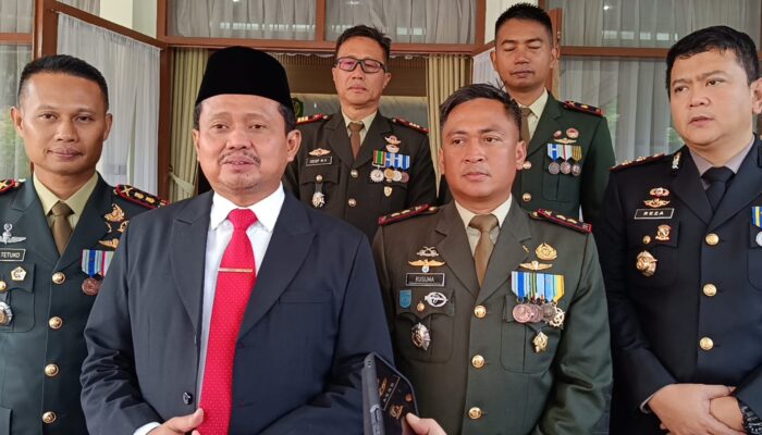 Usai Upacara HUT ke-81 TNI, Polres Sumedang Berikan Kejutan